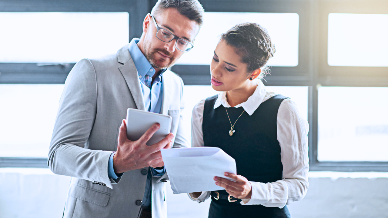 1099 Processing Companies: What They Do & How to Compare Them [2025]